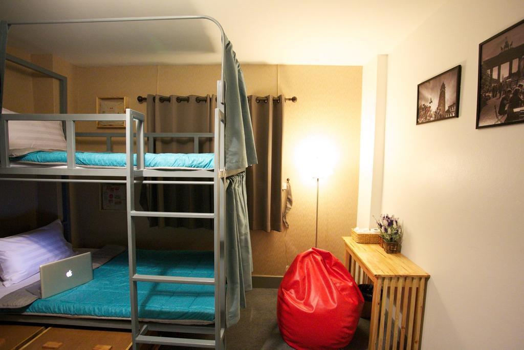 Nap Box Hostel Чиангмай Экстерьер фото